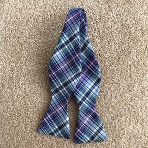 Plaid Pattern Bow Tie (Stafford brand)